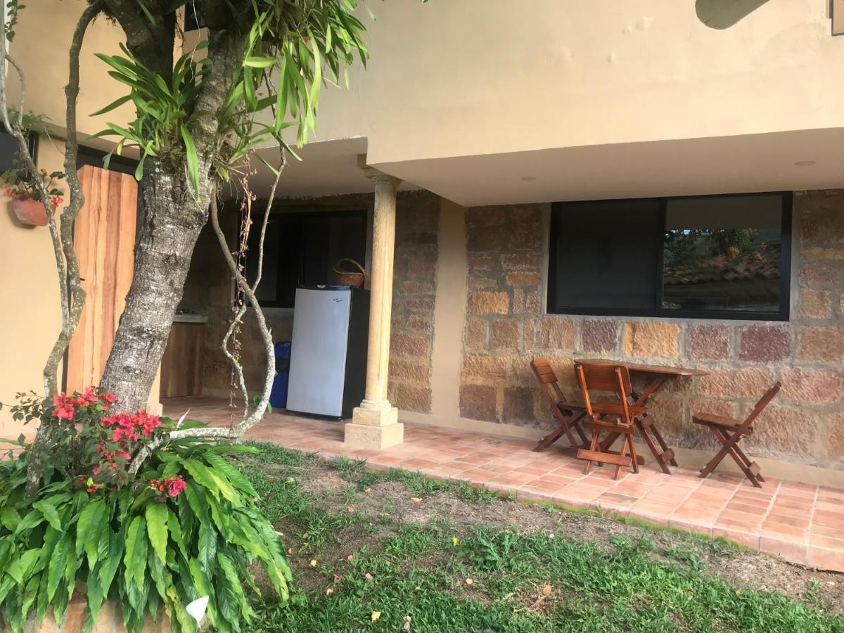 Hotel Casas De Campo El Ciruelo San Gil Exteriör bild